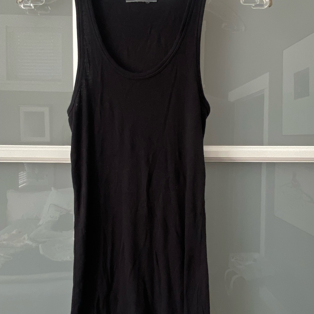Vince Sleeveless tshirt